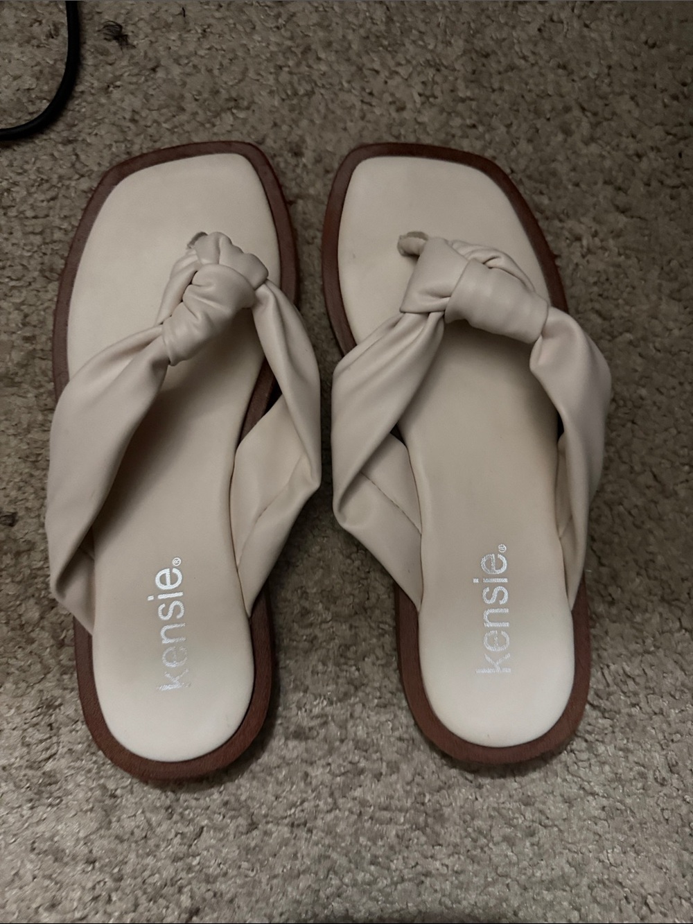 Kensie Beige Knotted Square-Toe Slide Sandals
